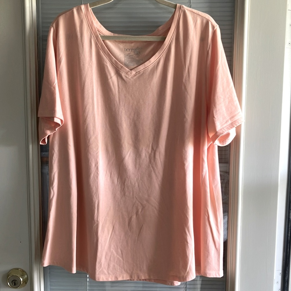 Terra & Sky Light peach V-Neck Top